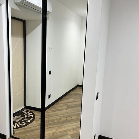 Люкс Апартаменти Район Автовокзалу В Жкарена Та Жк Great House Поблизу Обласноі Лікарні Rivne Exterior photo