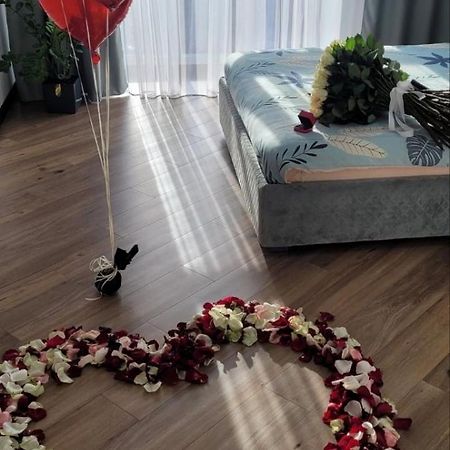 Люкс Апартаменти Район Автовокзалу В Жкарена Та Жк Great House Поблизу Обласноі Лікарні Rivne Exterior photo